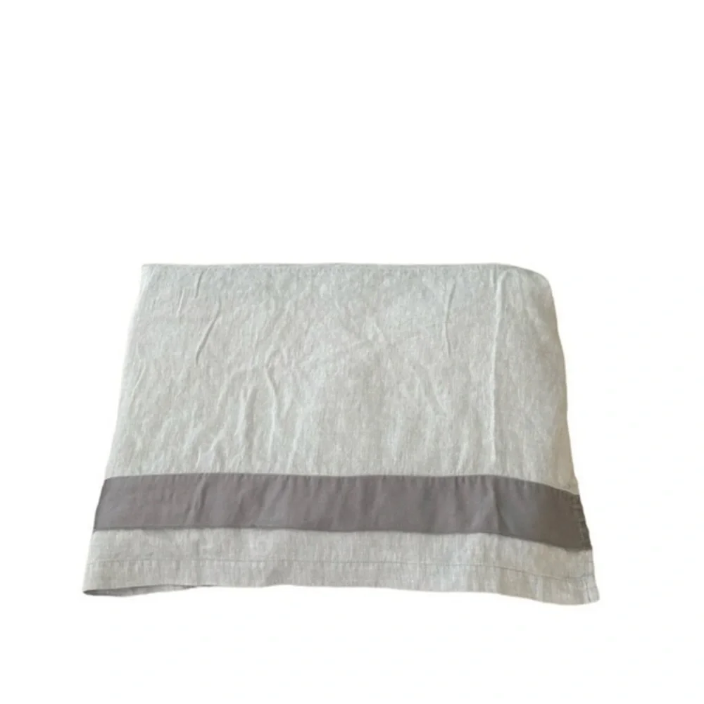 Pottery Barn Queen Grand Lit Cotton Linen Blend Gray Bedskirt